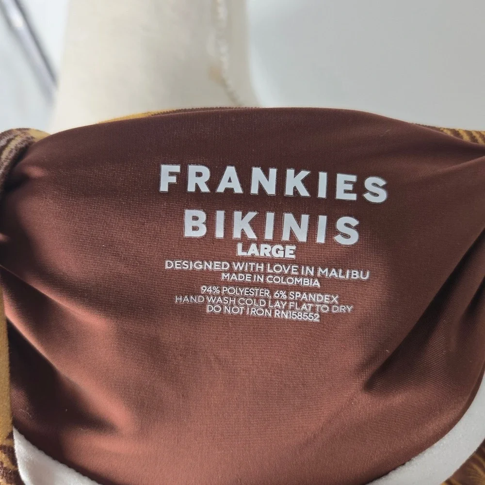 Frankies‎ Bikinis Sun Print Bikini Top Large Brown Yellow Twist Front